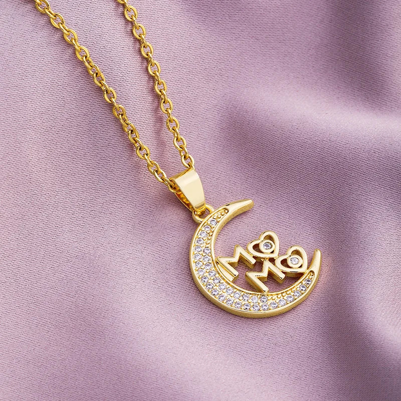 Mother's Day Mama Letter pendant